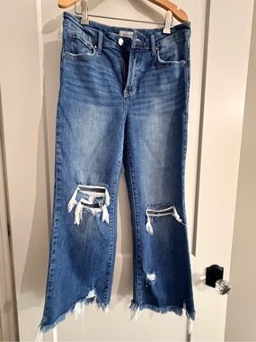 Distressed Cropped Blue Women's Jeans with Raw Hem